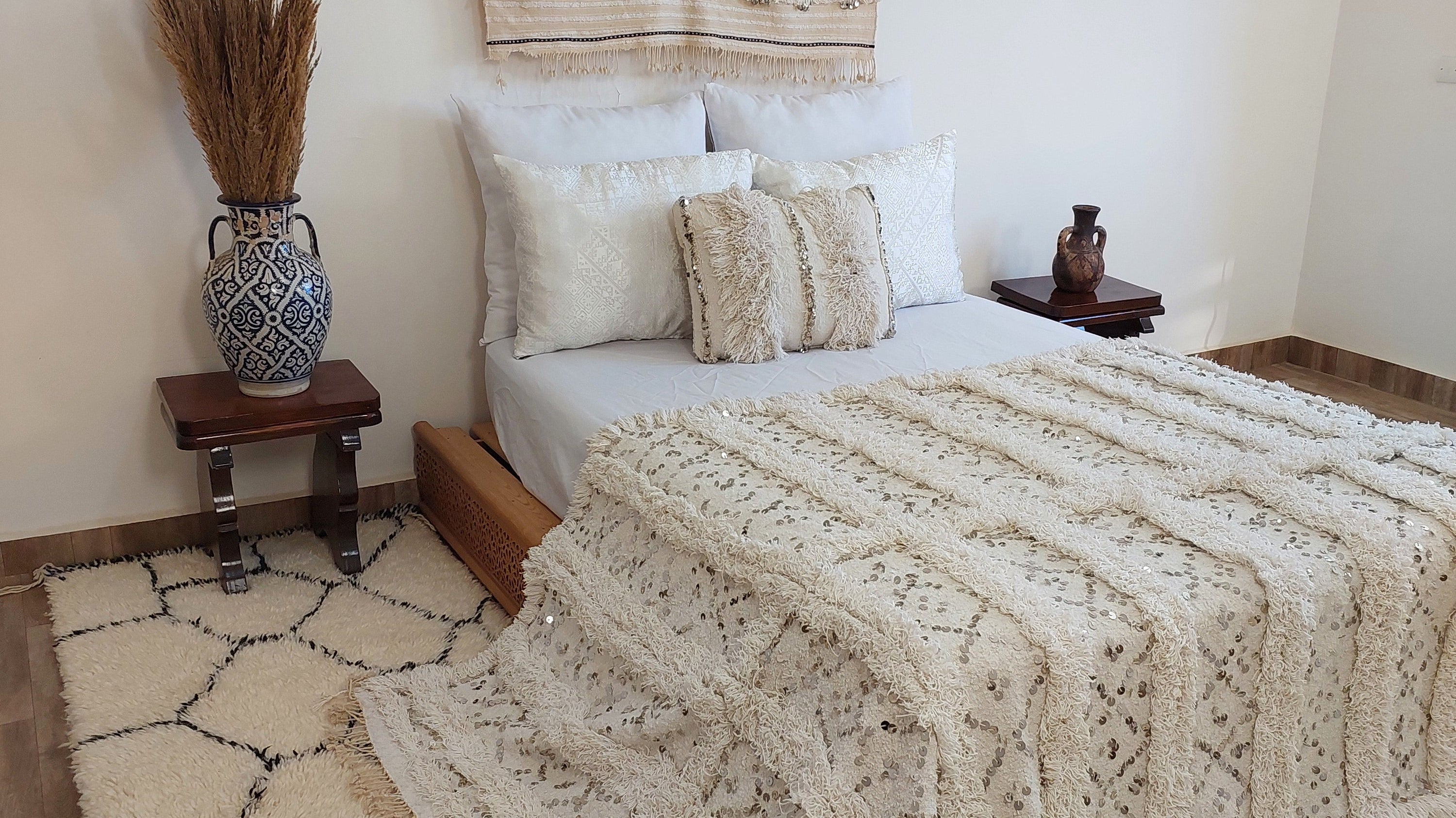 The Timeless Beauty of Moroccan Rugs: Craft, Culture, and Character