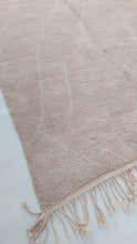 Load image into Gallery viewer, MOROCCAN RUG - BENI MRIRT