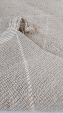 Load image into Gallery viewer, MOROCCAN RUG - BENI MRIRT