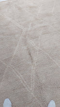 Load image into Gallery viewer, MOROCCAN RUG - BENI MRIRT