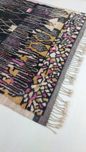 Load image into Gallery viewer, MOROCCAN RUG - BENI MRIRT