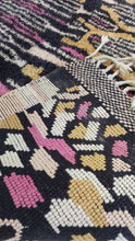 Load image into Gallery viewer, MOROCCAN RUG - BENI MRIRT