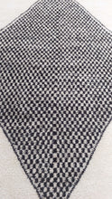 Load image into Gallery viewer, MOROCCAN RUG - BENI MRIRT