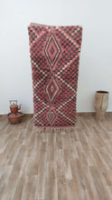 Load image into Gallery viewer, VINTAGE MOROCCAN RUG - SMALL