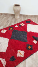 Load image into Gallery viewer, Small black red Moroccan rug runner - vintage Boujaad rug - hand woven berber carpet - boucherouite rug - tapis Marocain 210x104 cm