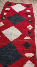 Load image into Gallery viewer, Small black red Moroccan rug runner - vintage Boujaad rug - hand woven berber carpet - boucherouite rug - tapis Marocain 210x104 cm