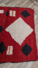 Load image into Gallery viewer, Small black red Moroccan rug runner - vintage Boujaad rug - hand woven berber carpet - boucherouite rug - tapis Marocain 210x104 cm