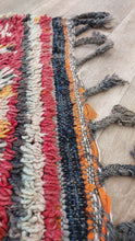 Load image into Gallery viewer, VINTAGE MOROCCAN RUNNER RUG