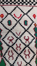 Load image into Gallery viewer, VINTAGE MOROCCAN RUG - SMALL
