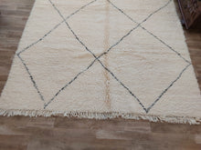 Load image into Gallery viewer, BENI OURAIN RUG - MOROCCO
