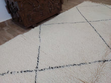 Load image into Gallery viewer, BENI OURAIN RUG - MOROCCO