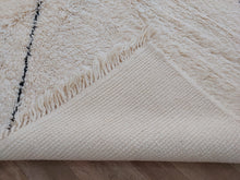 Load image into Gallery viewer, BENI OURAIN RUG - MOROCCO