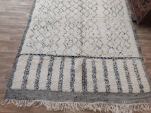 Load image into Gallery viewer, BENI OURAIN RUG - MOROCCO
