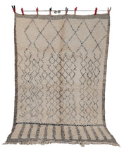 Load image into Gallery viewer, BENI OURAIN RUG - MOROCCO
