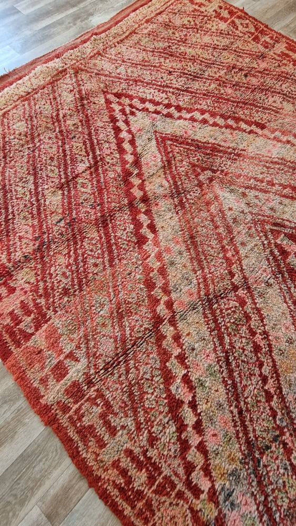 Authentic Vintage Moroccan Beni Mguild Berber Rug: Handmade Bohemian Area Carpet (260x220cm) MoroccanBazzArts