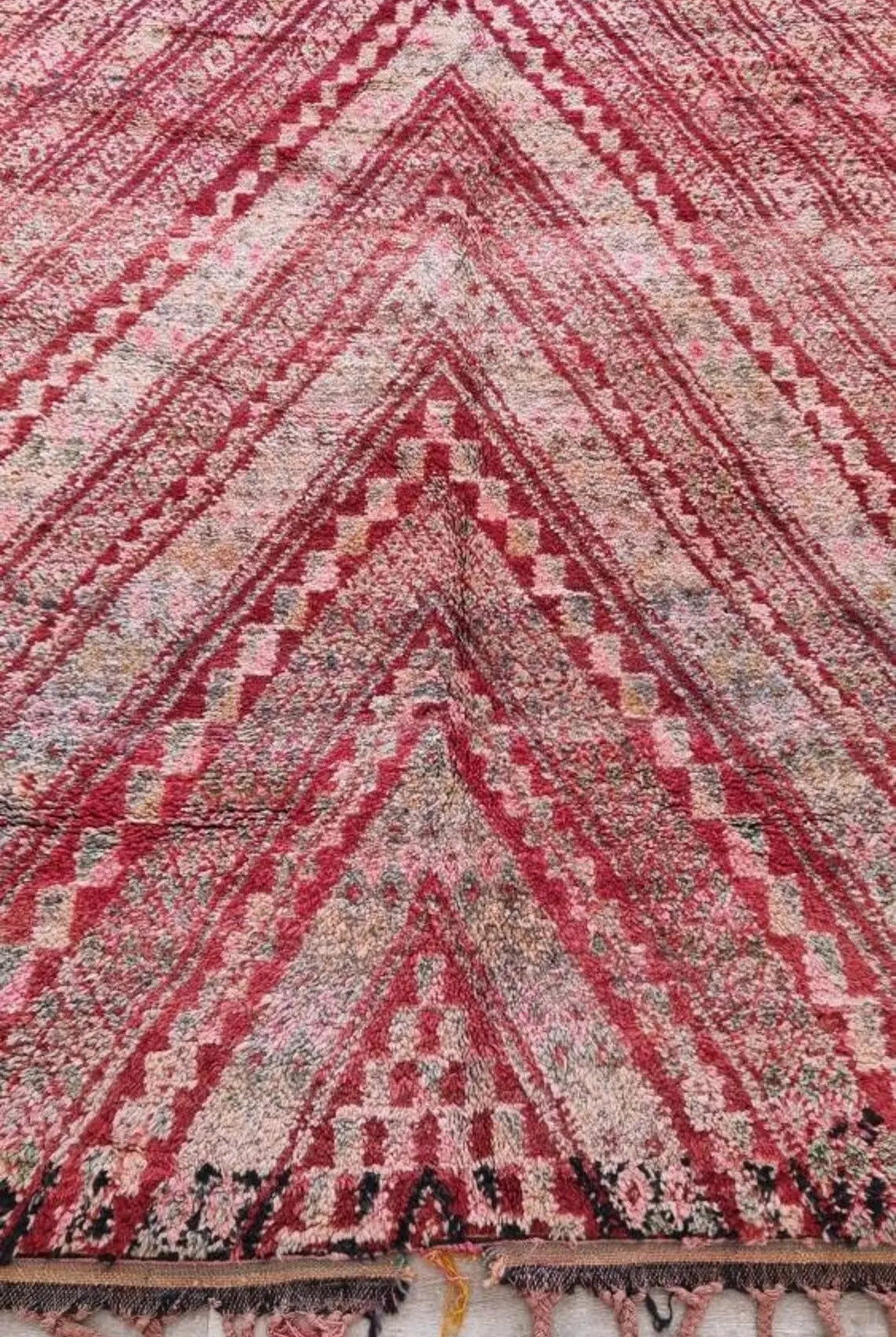 Authentic Vintage Moroccan Beni Mguild Berber Rug: Handmade Bohemian Area Carpet (260x220cm) MoroccanBazzArts