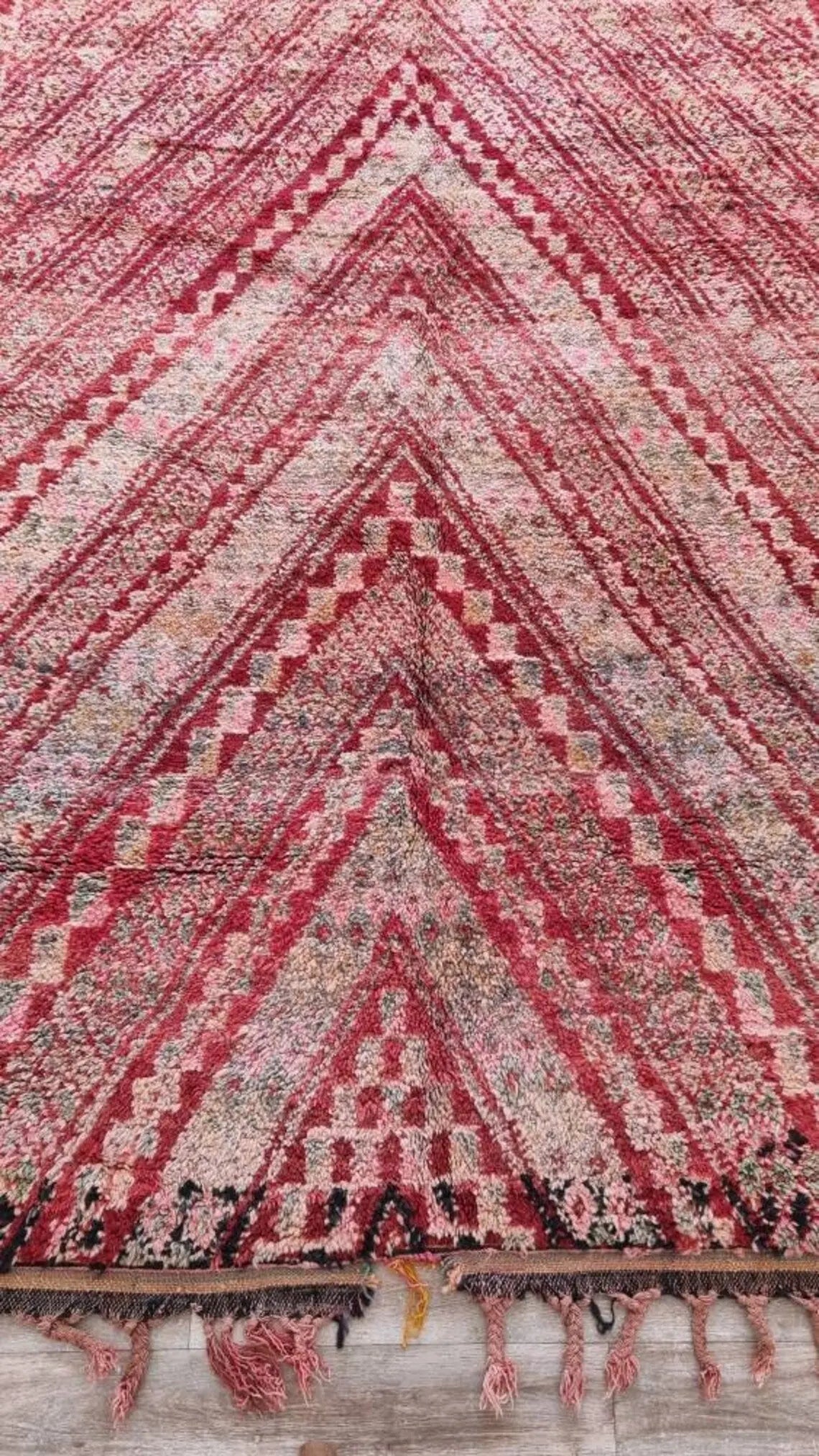 Authentic Vintage Moroccan Beni Mguild Berber Rug: Handmade Bohemian Area Carpet (260x220cm) MoroccanBazzArts