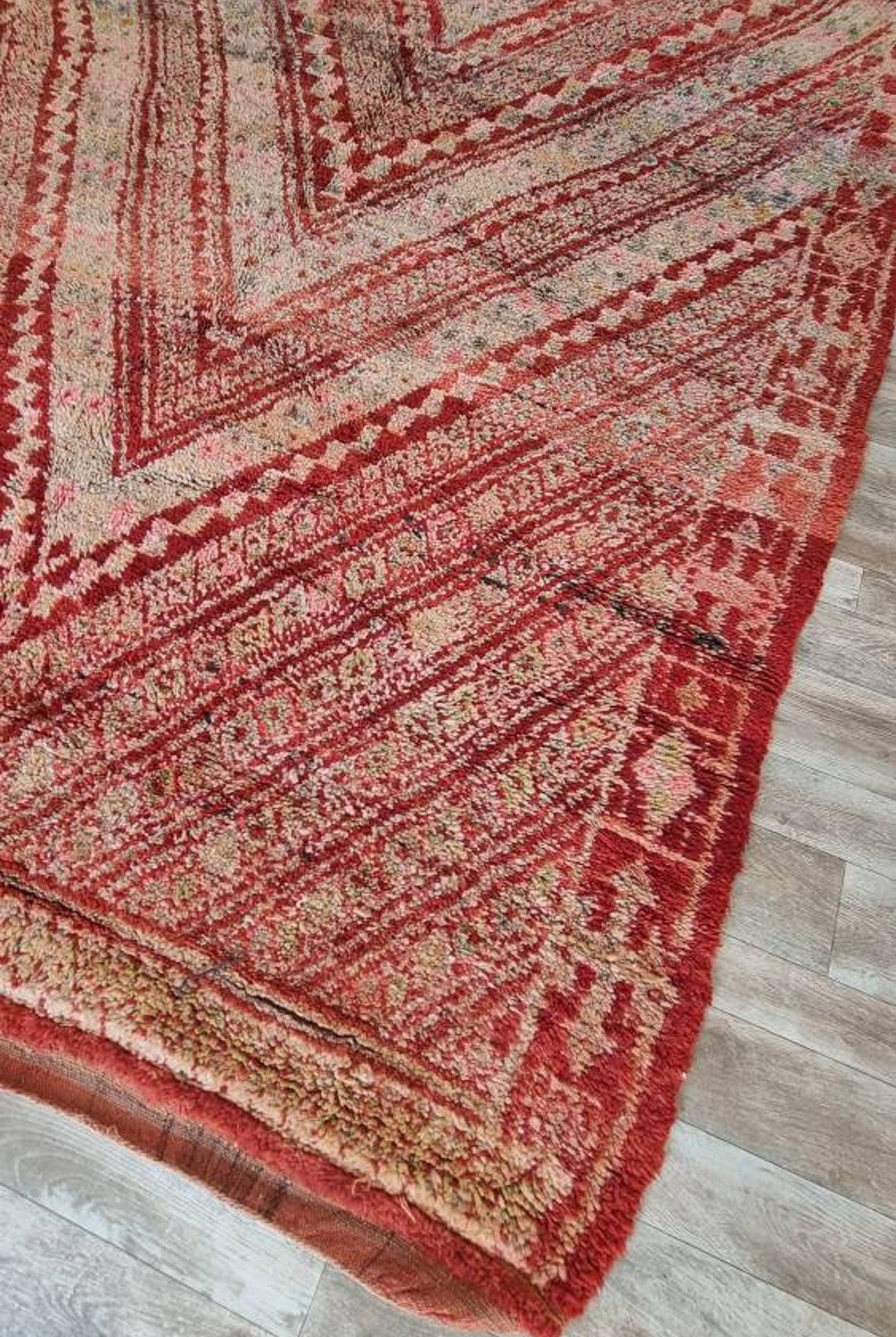 Authentic Vintage Moroccan Beni Mguild Berber Rug: Handmade Bohemian Area Carpet (260x220cm) MoroccanBazzArts