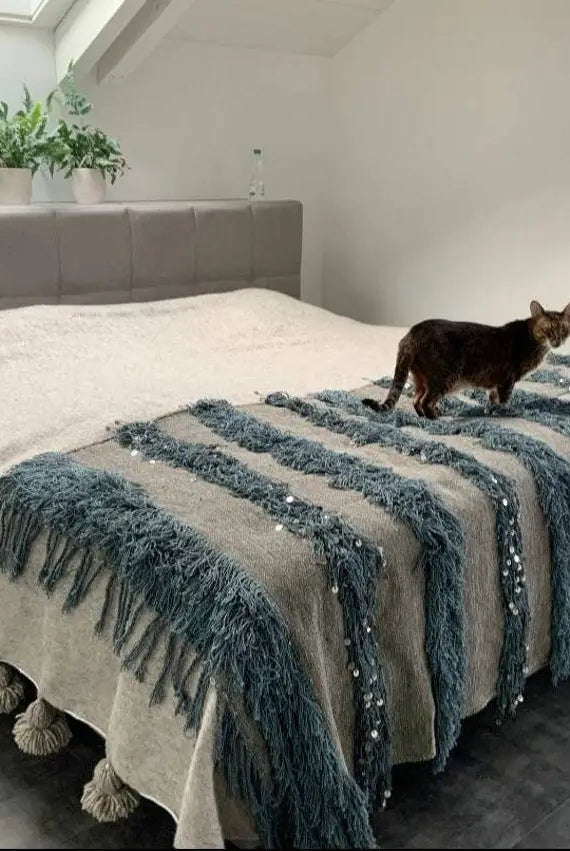 Elegant Moroccan Handira Wedding Blanket - Gray Berber Handwoven Decor for Bedroom MoroccanBazzArts