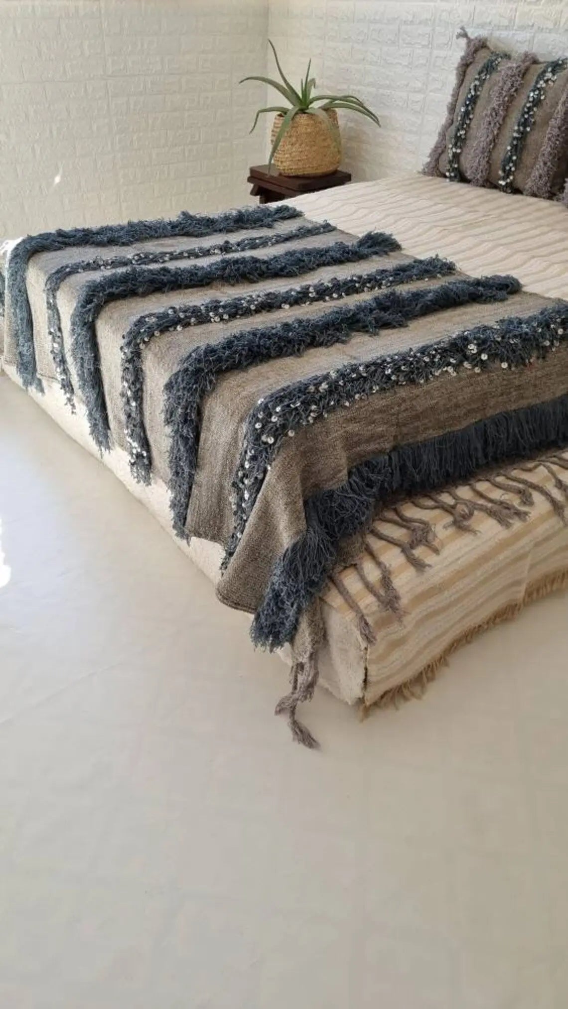 Elegant Moroccan Handira Wedding Blanket - Gray Berber Handwoven Decor for Bedroom MoroccanBazzArts