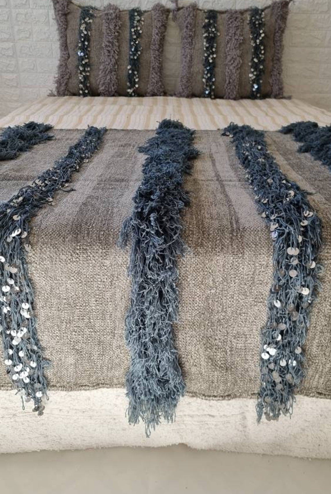 Elegant Moroccan Handira Wedding Blanket - Gray Berber Handwoven Decor for Bedroom MoroccanBazzArts