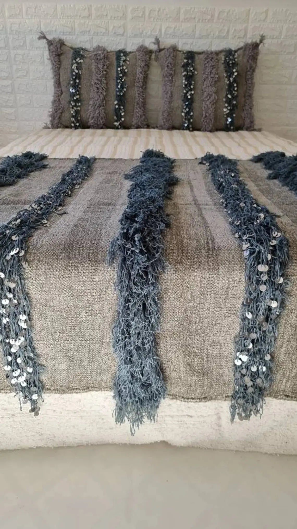 Elegant Moroccan Handira Wedding Blanket - Gray Berber Handwoven Decor for Bedroom MoroccanBazzArts