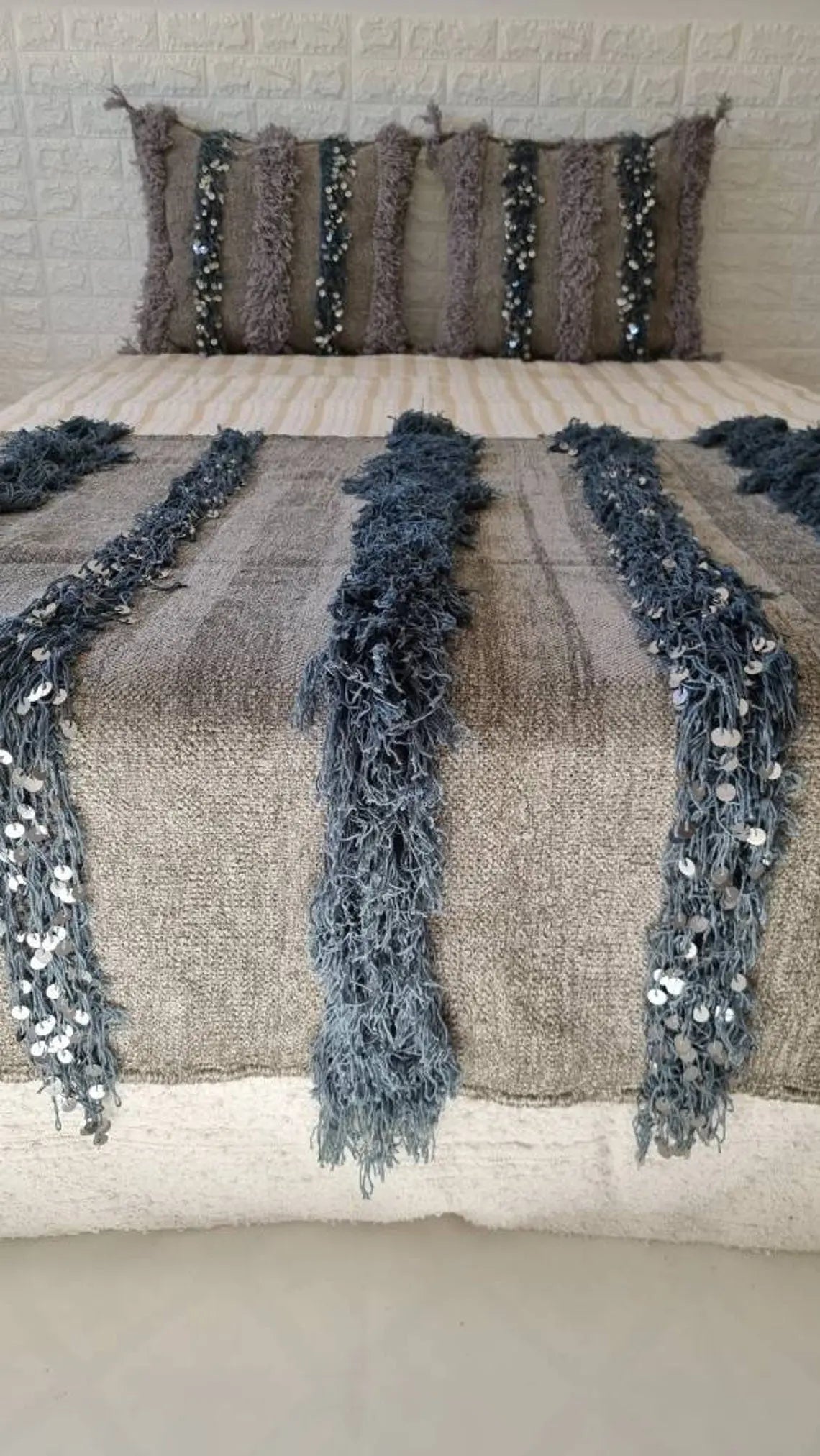 Elegant Moroccan Handira Wedding Blanket - Gray Berber Handwoven Decor for Bedroom MoroccanBazzArts