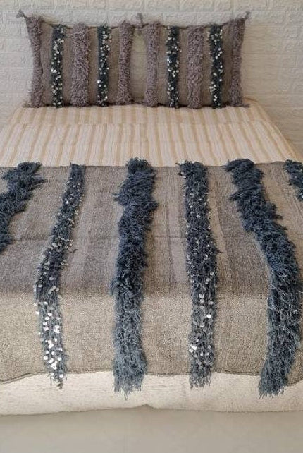 Elegant Moroccan Handira Wedding Blanket - Gray Berber Handwoven Decor for Bedroom MoroccanBazzArts