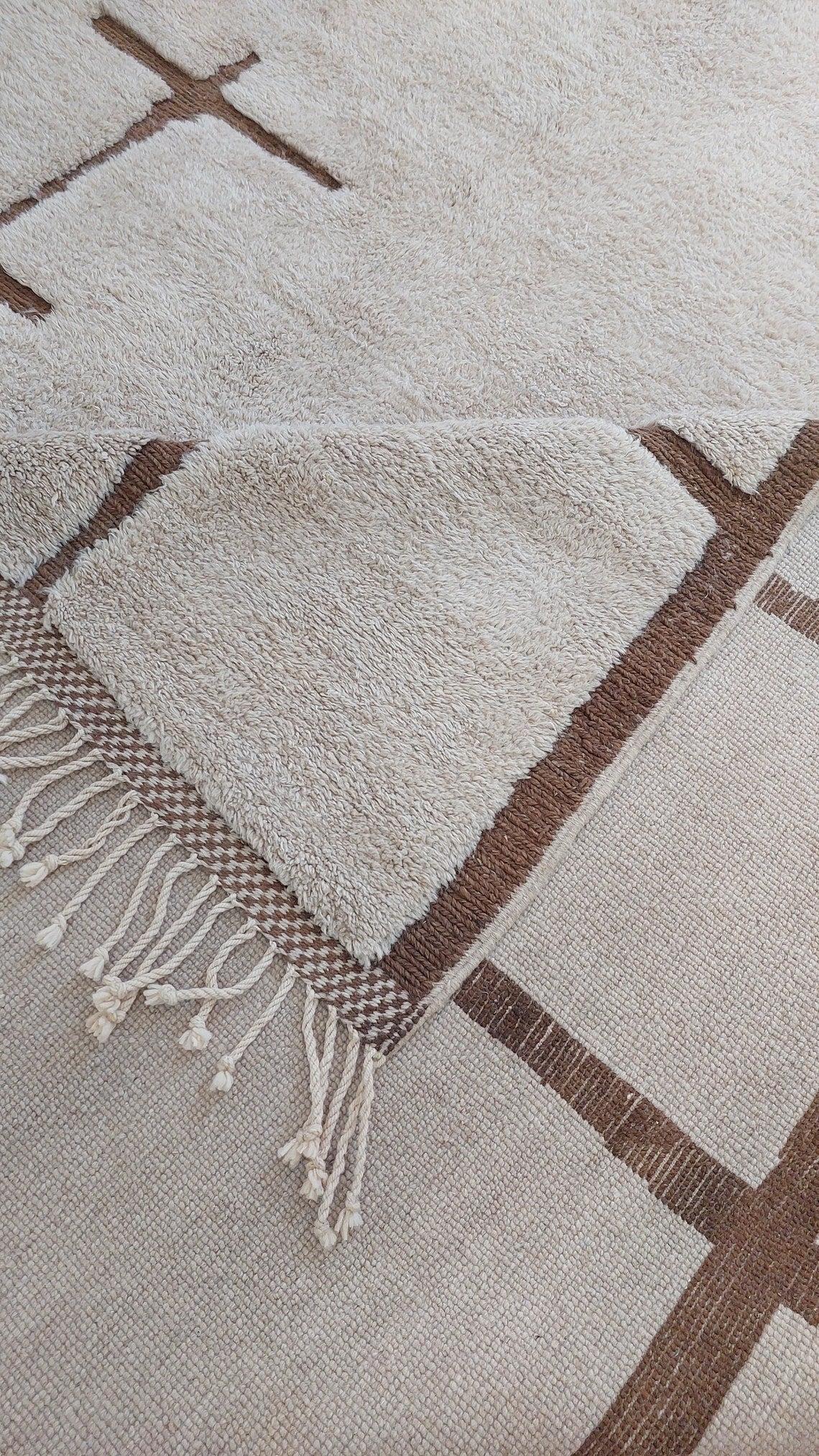 Authentic Moroccan Beni Mrirt Rug: Hand-Knotted Berber Wool Carpet for Boho Home Decor MoroccanBazzArts