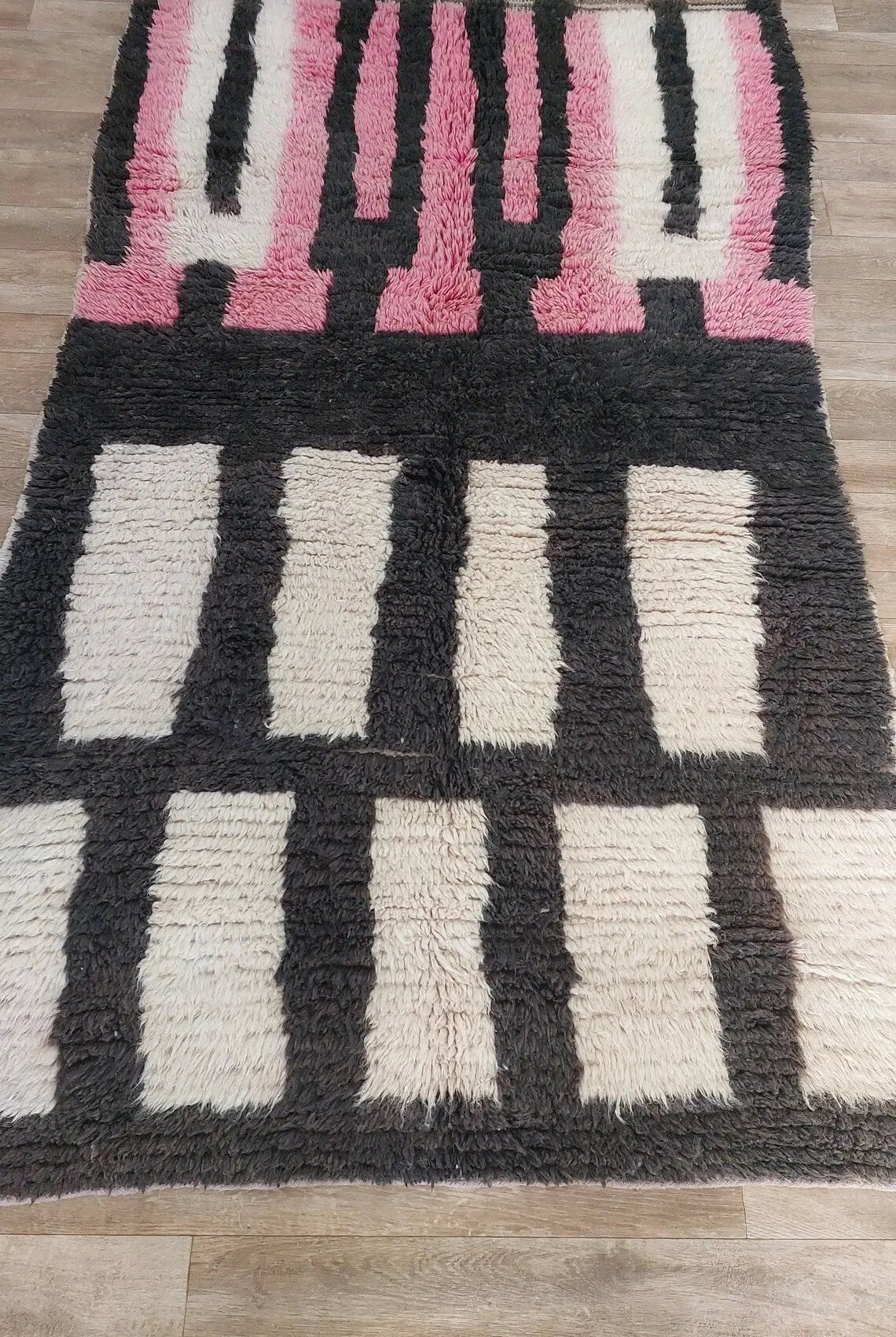 Vintage Boujaad Rug. Handmade Colorful Stripped Wool Rug , Moroccan Rug 4x7 Fts MoroccanBazzArts