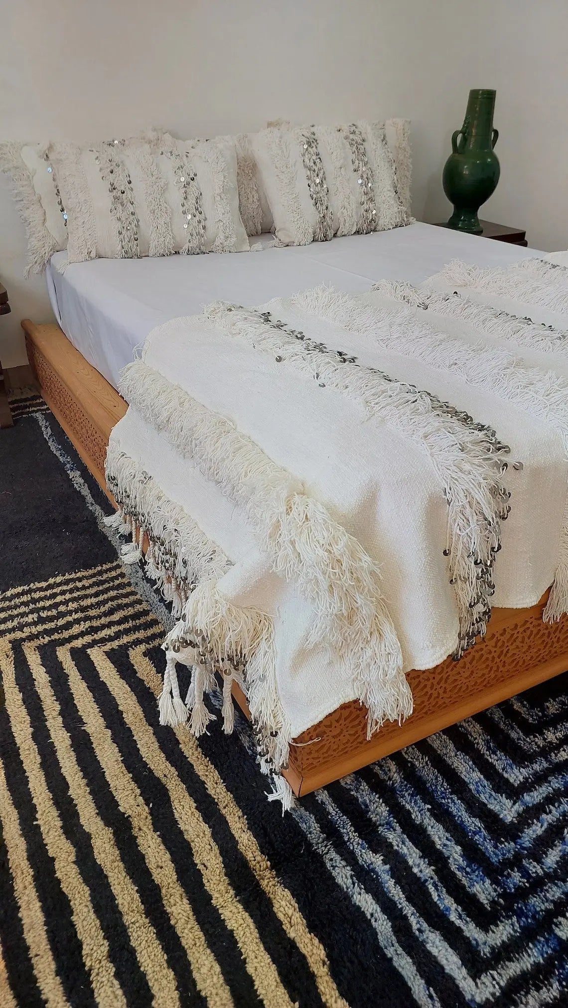 New Handmade Moroccan Wedding Blanket, Berber Handira, Throw Blanket, Size 112x226cm MoroccanBazzArts