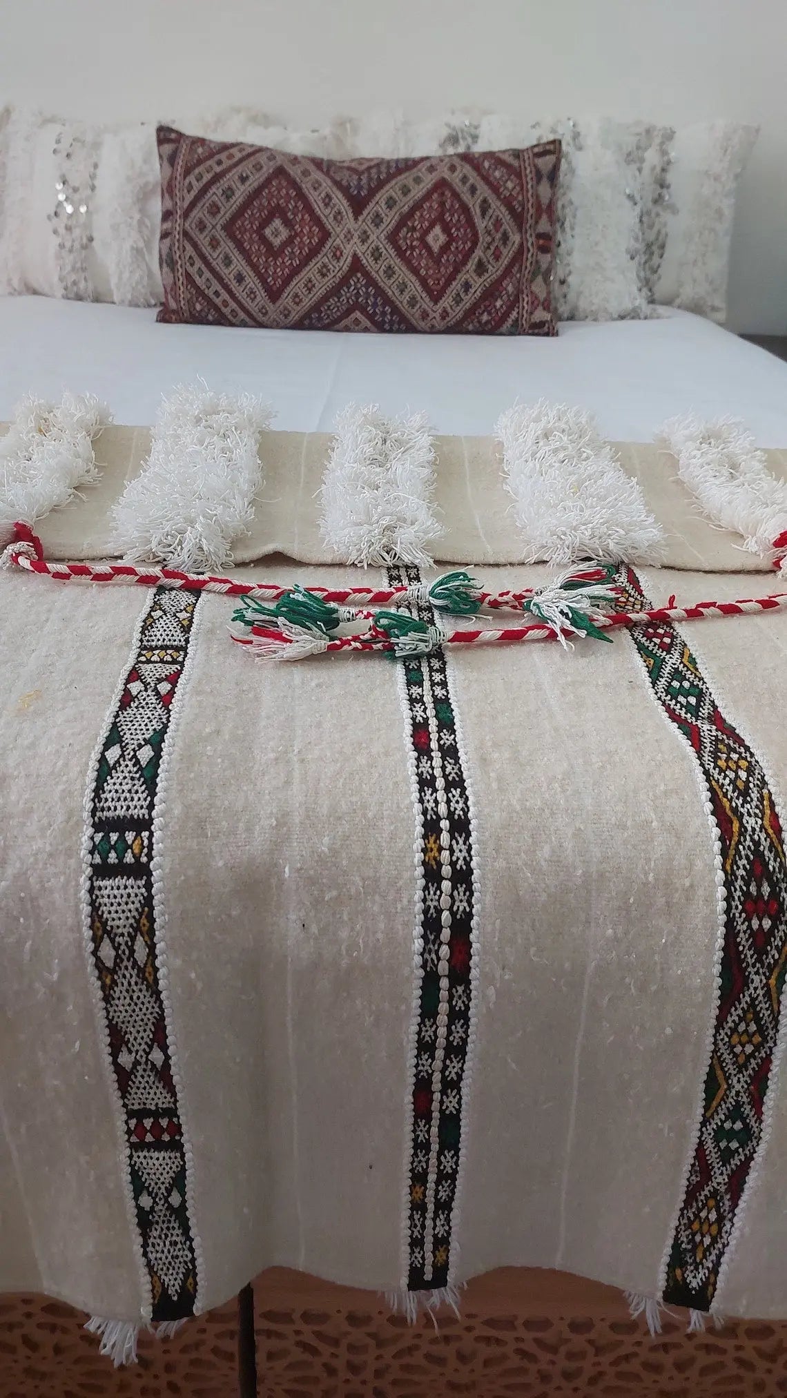Authentic Moroccan Handira: Artisan-Crafted Wedding Blanket for Bohemian-Inspired Home Decor MoroccanBazzArts