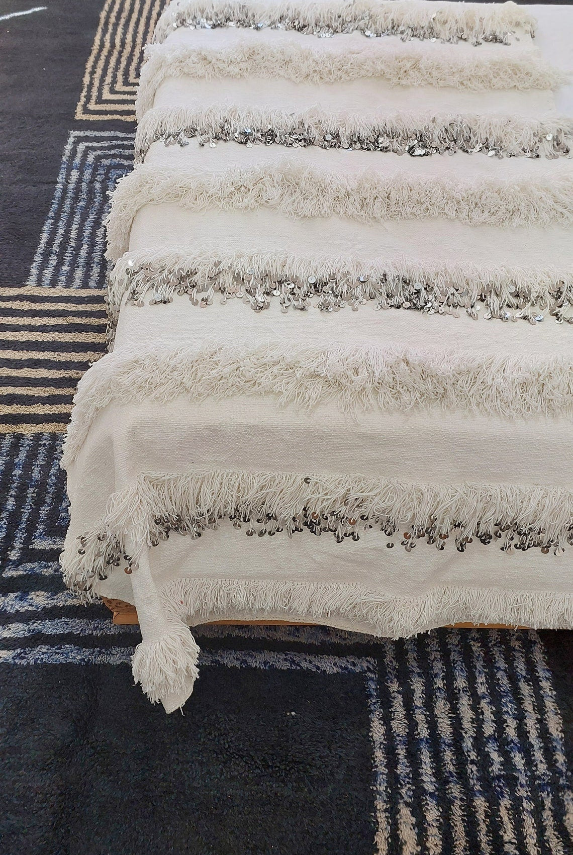 New Handmade Moroccan Wedding Blanket, Berber Handira, Throw Blanket, Size 112x226cm MoroccanBazzArts