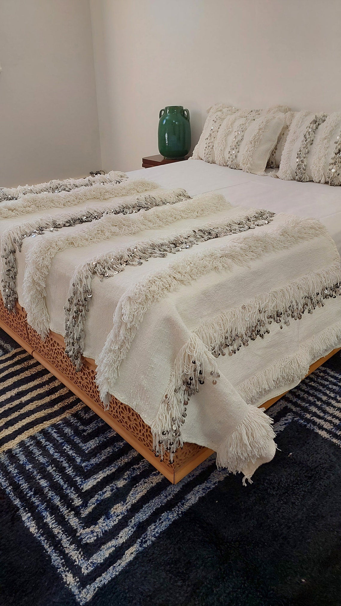 New Handmade Moroccan Wedding Blanket, Berber Handira, Throw Blanket, Size 112x226cm MoroccanBazzArts