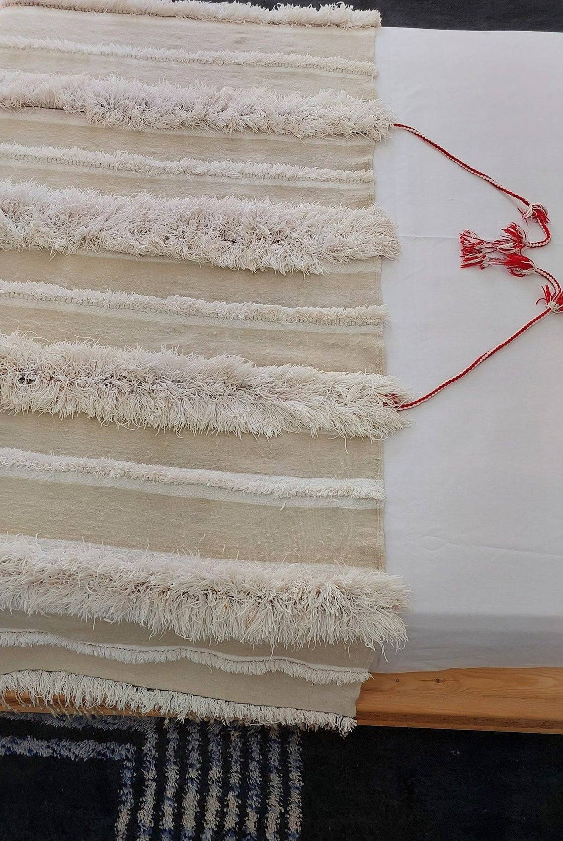 Vintage Moroccan Berber Handira: Handmade Ivory Wool Wedding Blanket - Authentic Tribal Textile MoroccanBazzArts