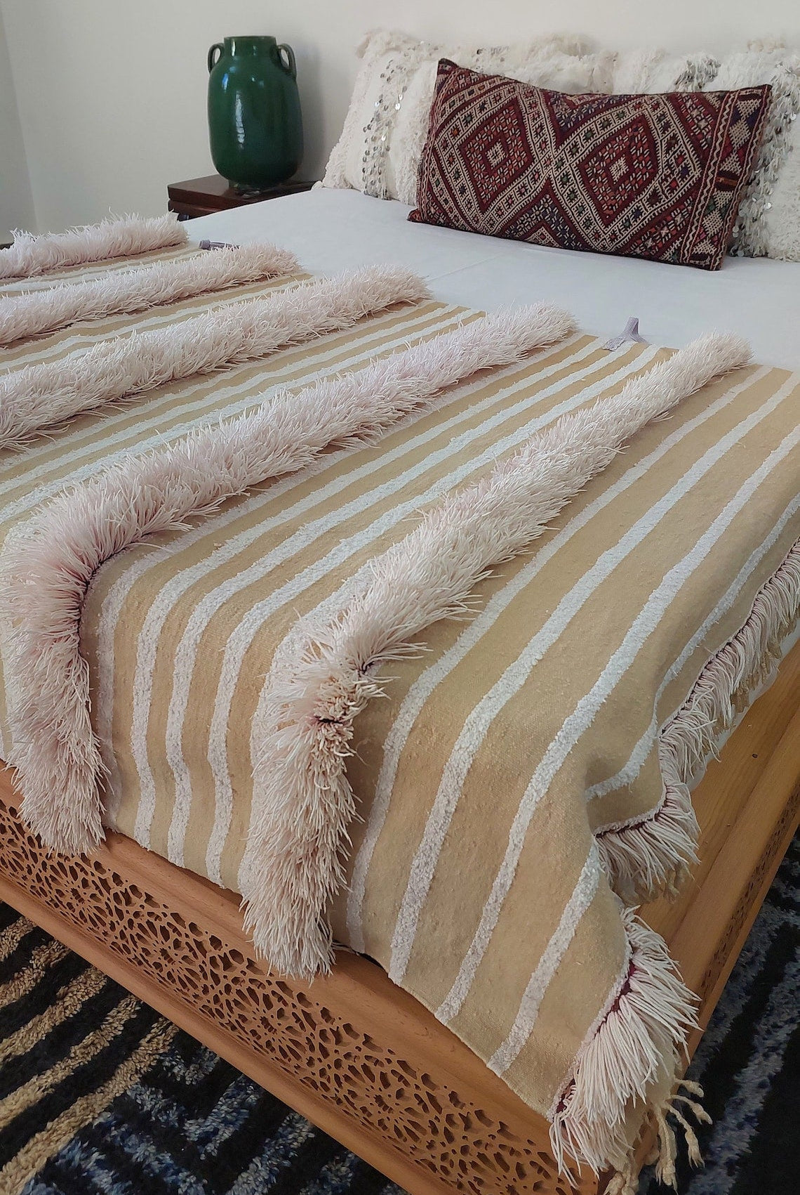 Vintage Moroccan Berber Wedding Handira: Authentic Handwoven Blanket Without Sequins (3.9x5.6 ft) MoroccanBazzArts