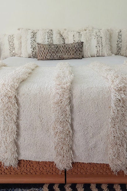 Authentic Vintage Moroccan Berber Handira: White Wedding Throw Blanket for Bohemian Tribal Decor MoroccanBazzArts