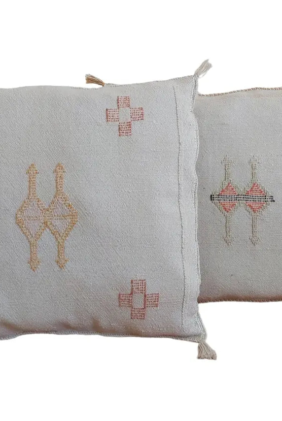Set Of Two Moroccan Pillows - Faded Purple - Handmade Cactus Silk Pillows Cases - Decorative Berber Pillows. MoroccanBazzArts