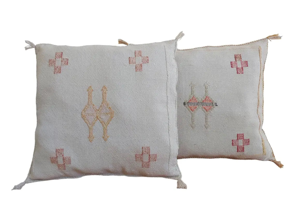 Set Of Two Moroccan Pillows - Faded Purple - Handmade Cactus Silk Pillows Cases - Decorative Berber Pillows. MoroccanBazzArts