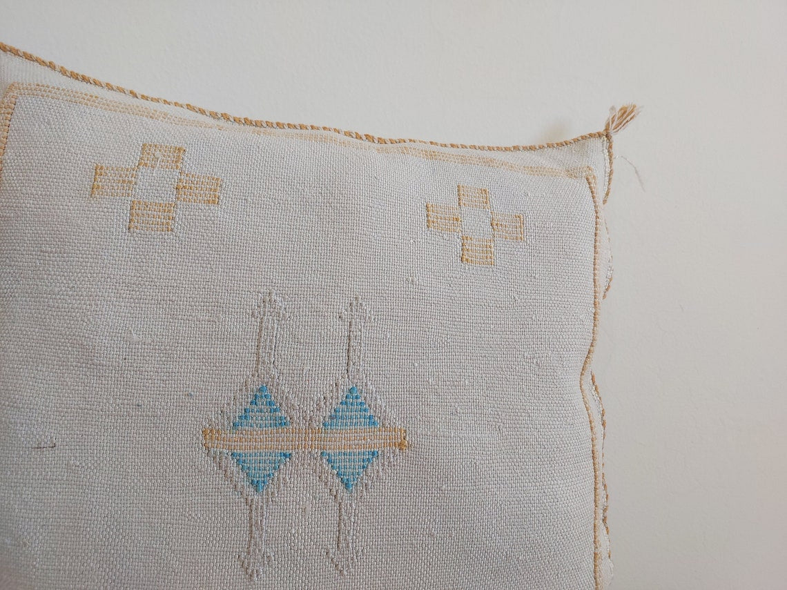 Handcrafted Moroccan Faded Purple Cactus Silk Pillow Case - Bohemian Berber Style Home Decor (18x18 Inches) MoroccanBazzArts