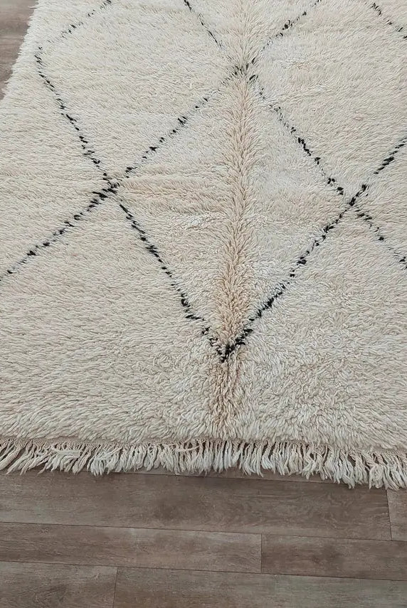 Authentic Moroccan Beni Ourain Rug - Vintage Distressed Design - Soft Wool - 5.6 X 8.2 Ft MoroccanBazzArts