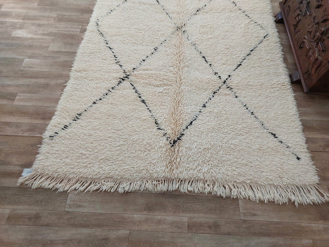 Authentic Moroccan Beni Ourain Rug - Vintage Distressed Design - Soft Wool - 5.6 X 8.2 Ft MoroccanBazzArts