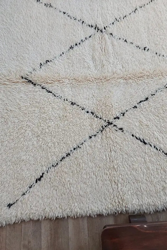 Authentic Moroccan Beni Ourain Rug - Vintage Distressed Design - Soft Wool - 5.6 X 8.2 Ft MoroccanBazzArts