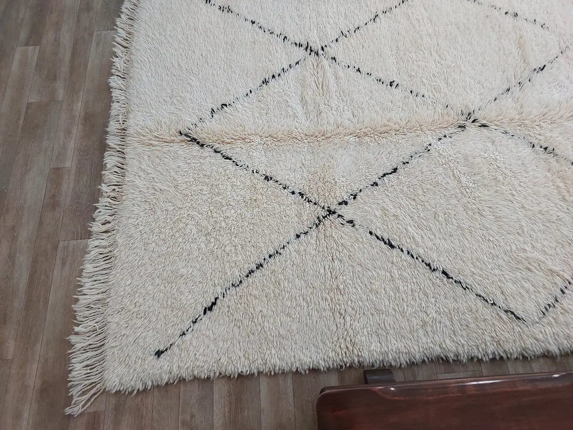 Authentic Moroccan Beni Ourain Rug - Vintage Distressed Design - Soft Wool - 5.6 X 8.2 Ft MoroccanBazzArts