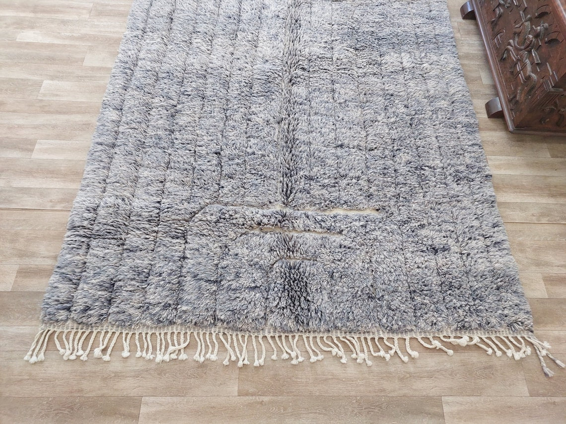Modern Hand Knotted Beni Mrirt Rug. 100% Organic Wool - 5.9 X 8.7 Ft MoroccanBazzArts
