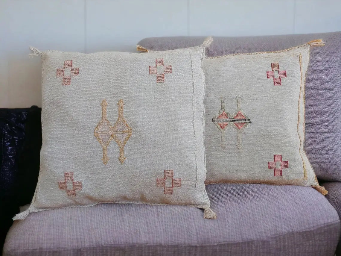Set Of Two Moroccan Pillows - Faded Purple - Handmade Cactus Silk Pillows Cases - Decorative Berber Pillows. MoroccanBazzArts