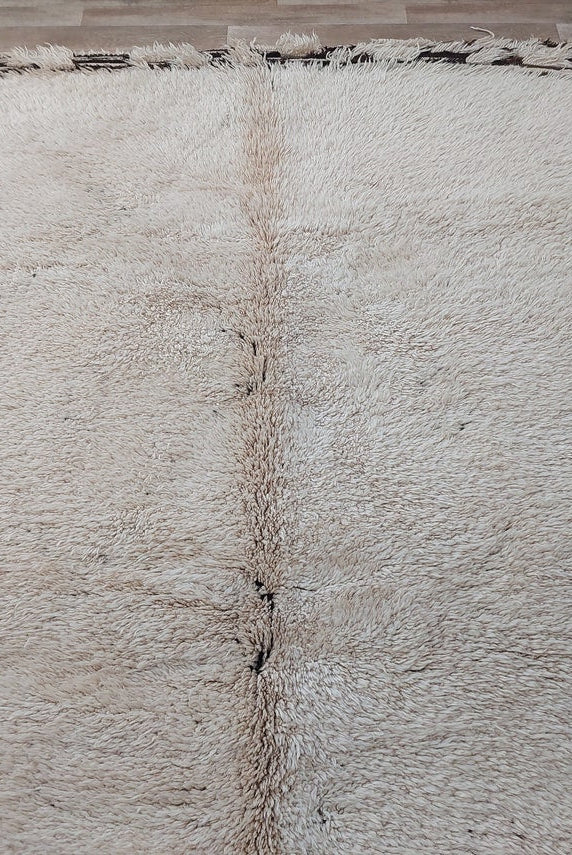 Beni Ourain Rug Genuine Lamb Wool: Vintage Moroccan Berber Carpet, Natural Fiber, Invisible Patterns MoroccanBazzArts