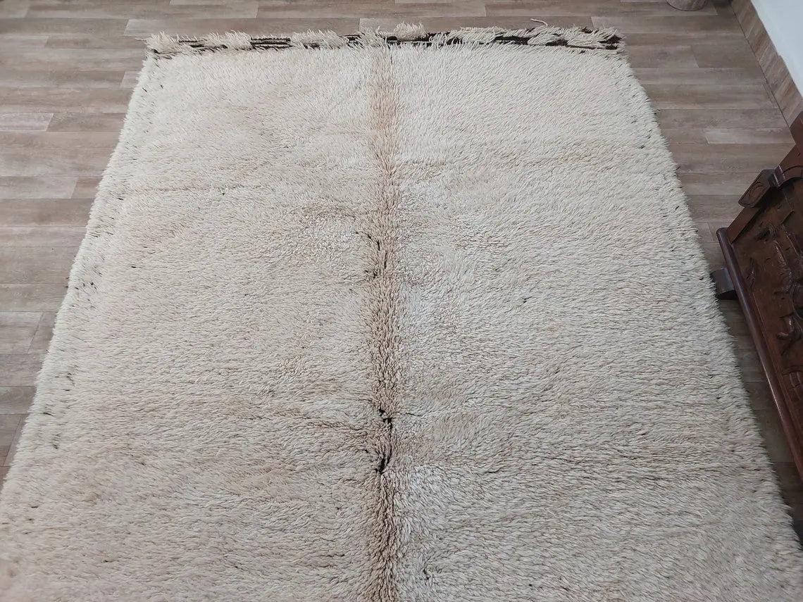 Beni Ourain Rug Genuine Lamb Wool: Vintage Moroccan Berber Carpet, Natural Fiber, Invisible Patterns MoroccanBazzArts