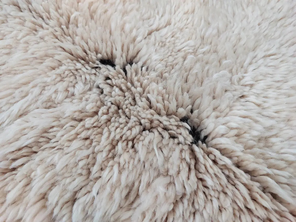 Beni Ourain Rug Genuine Lamb Wool: Vintage Moroccan Berber Carpet, Natural Fiber, Invisible Patterns MoroccanBazzArts