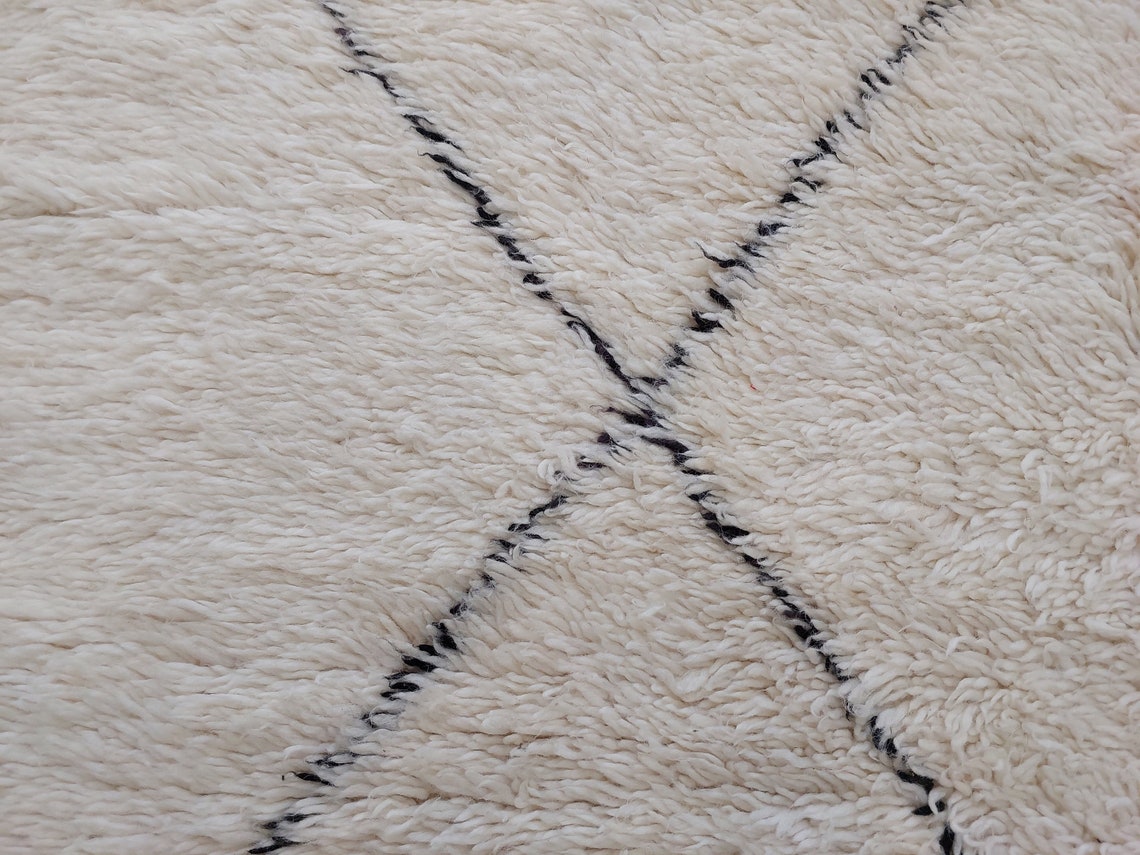 Authentic Beni Ourain Moroccan Rug: Handmade Wool Berber Carpet For Living Room, White & Black, 7.5x10.9 MoroccanBazzArts